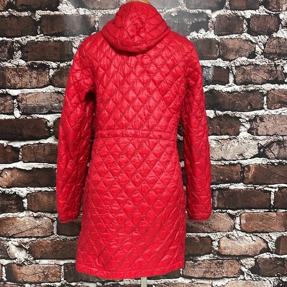 The North Face Jacket Red Thermoball Hip Length Pockets Down Insulated Small - Picture 10 of 11